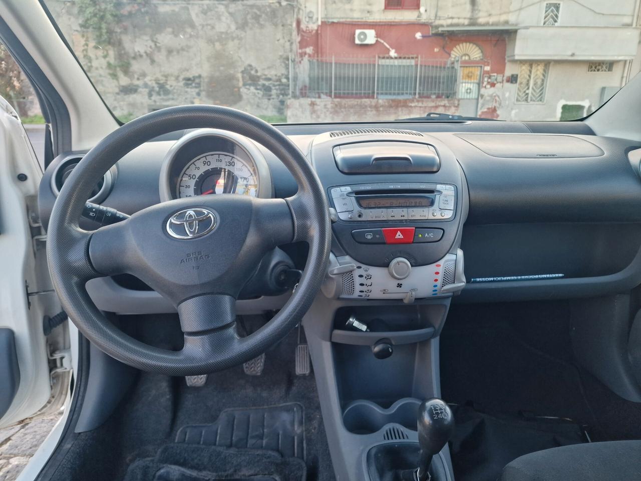 Toyota Aygo 1.0 GPL Now Connect