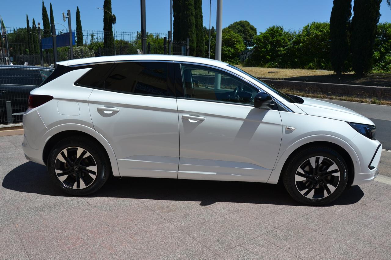 Opel Grandland 1.5 D 131CV AT8 ELEGANCE *NAV-LED-RETROCAM**