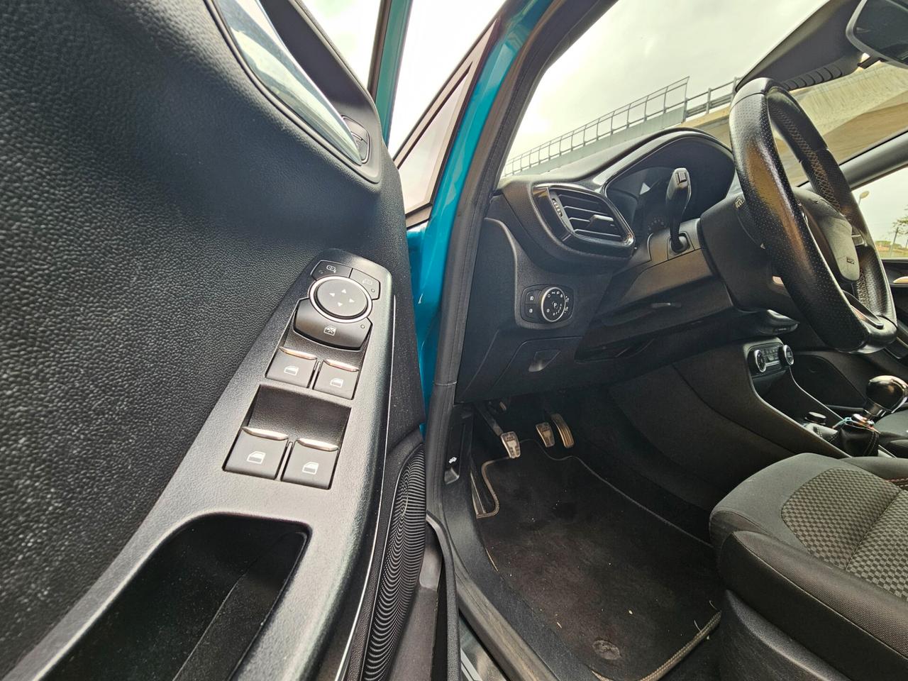 Ford Fiesta 1.5 TDCi 5 porte ST-Line