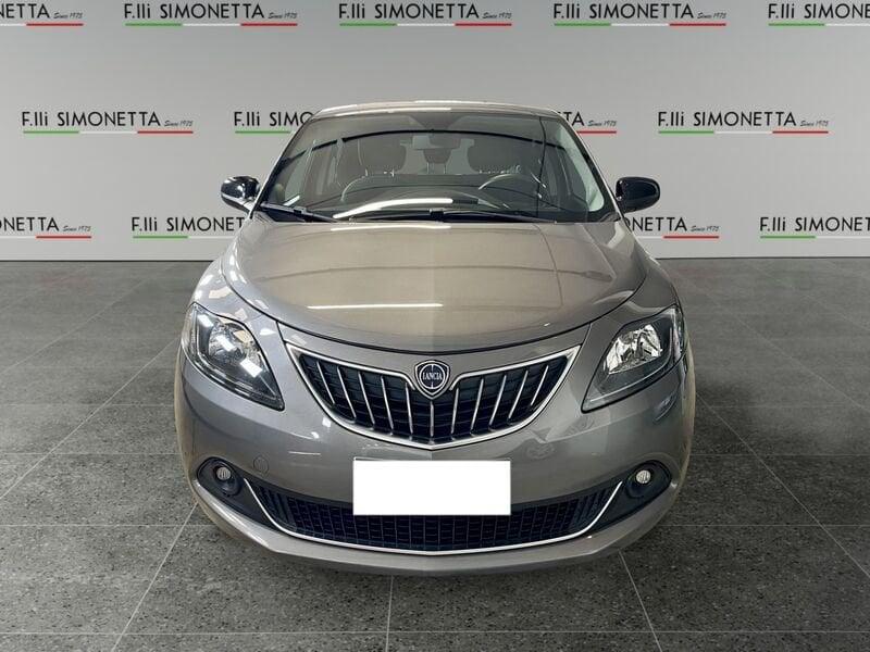 Lancia Ypsilon 1.0 firefly hybrid Gold s&s 70cv 5p.ti - AZIENDALE