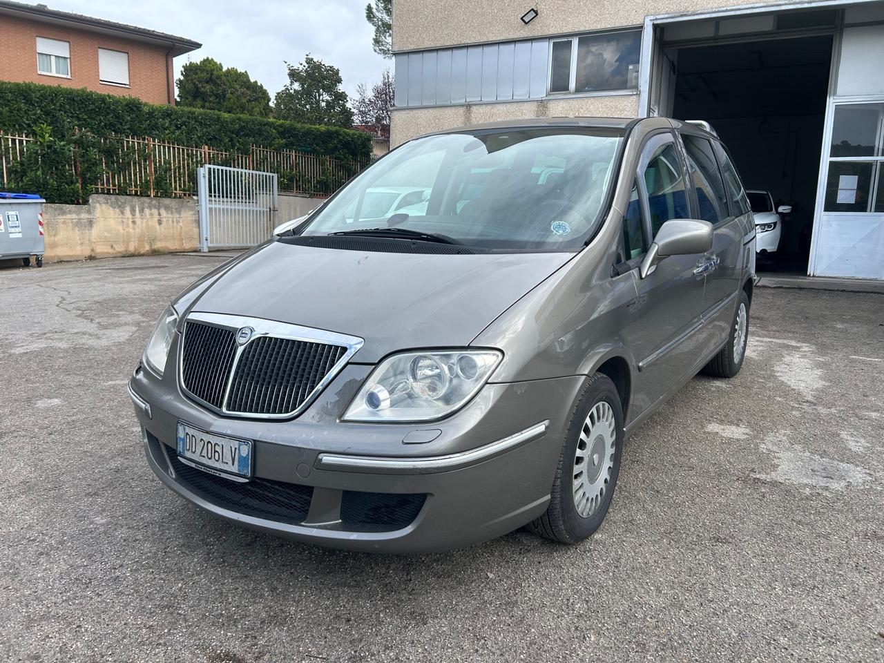 Lancia Phedra 2.2 JTD 7 Posti