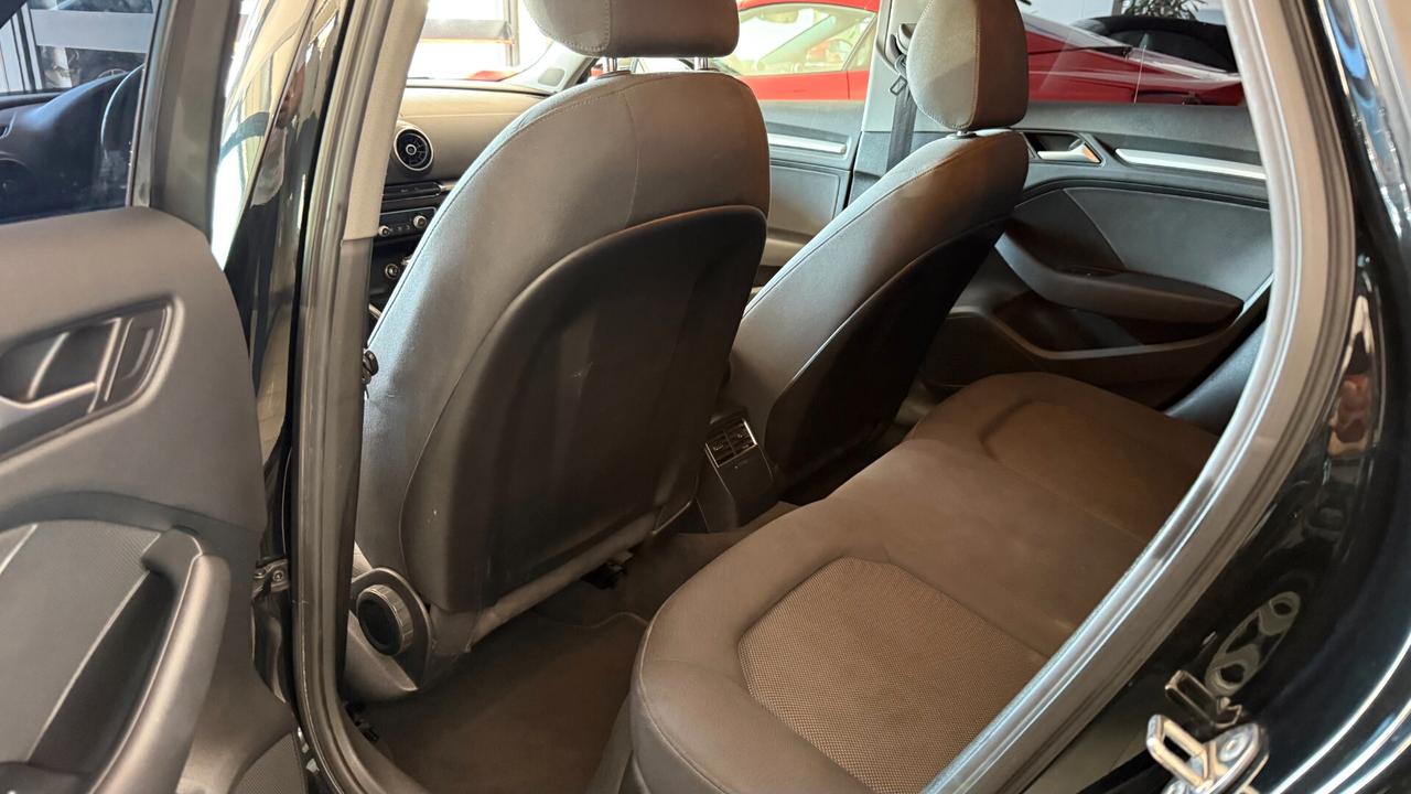 Audi A3 SPORTBACK 1600 TDI 6 MARCE