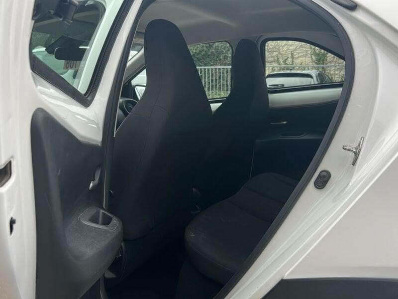 Toyota Aygo X Aygo X 1.0 VVT-i 72 CV 5 porte Active S-CVT