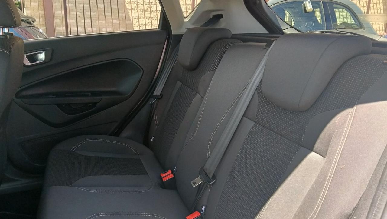 FORD FIESTA 1.4 B/GPL C. MADRE -PREZZO PROMO!