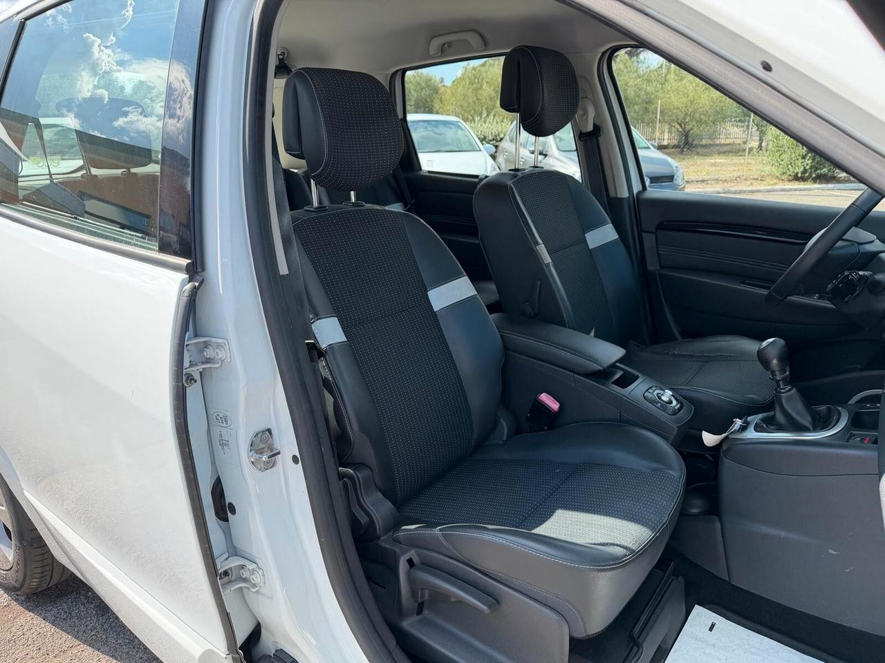 Renault Scenic XMOD 1.6 DCI 130CV LUXE 2011