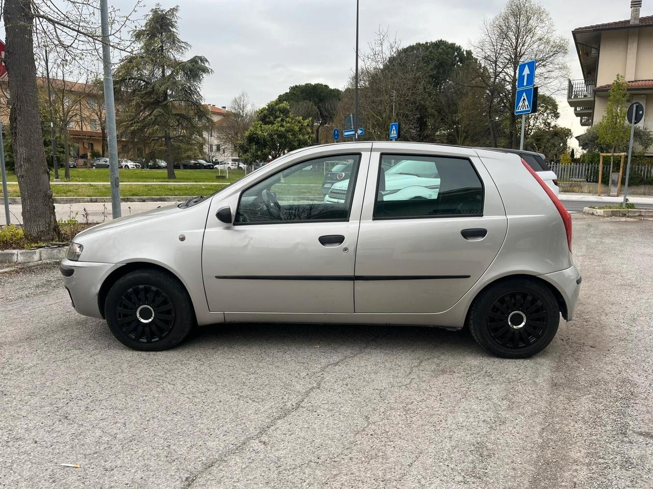 Fiat Punto 1.2i cat 5 porte ELX