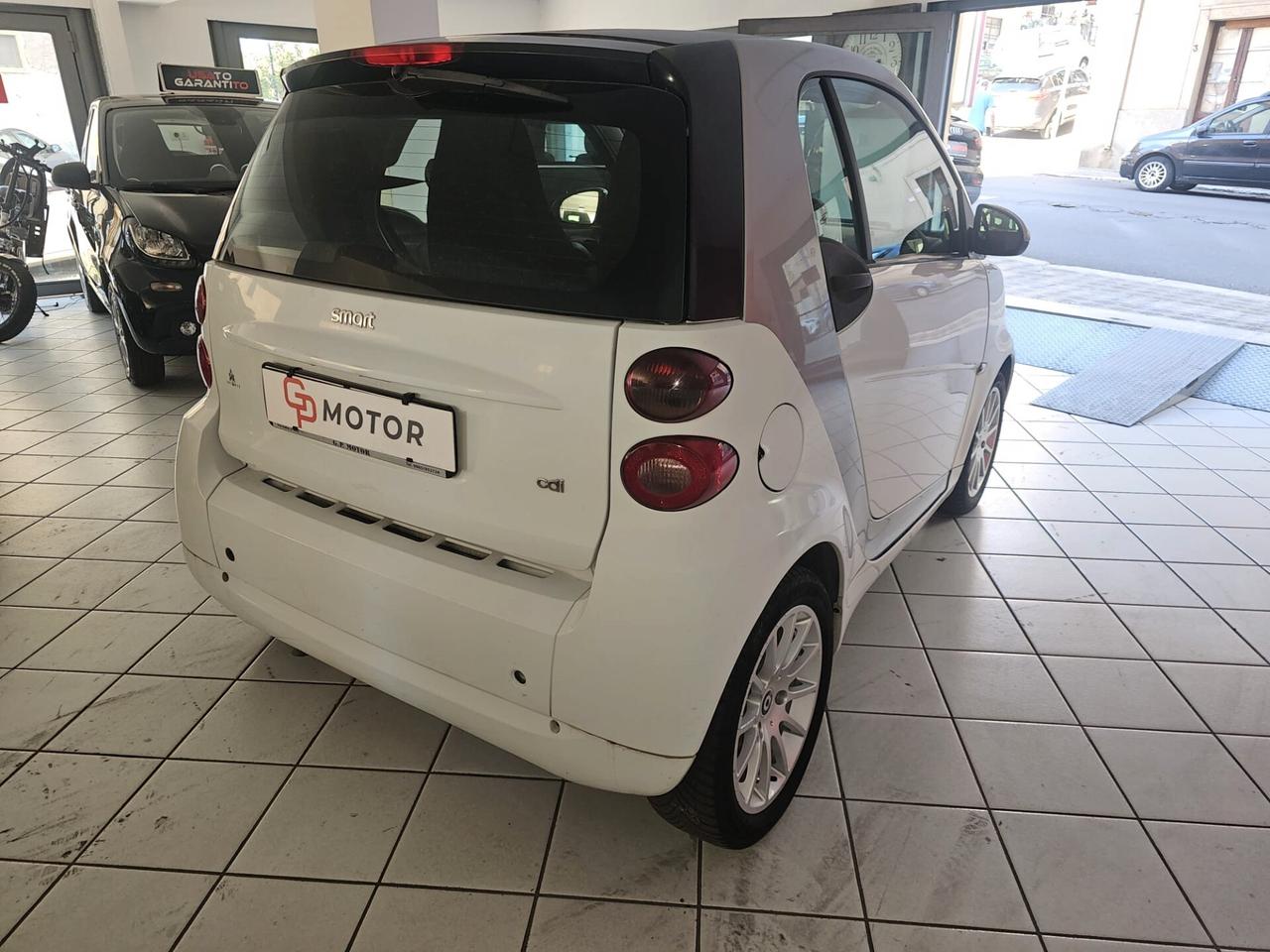 Smart ForTwo 800 40 kW coupé passion cdi