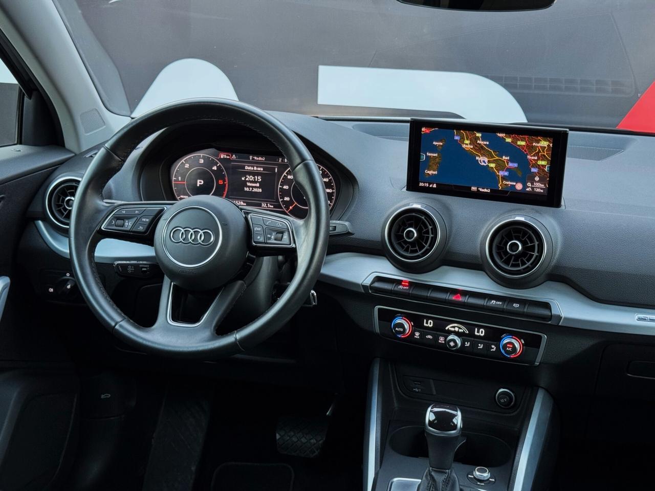 Audi Q2 35 TDI S line Quattro S-tronic 150CV COCKPIT