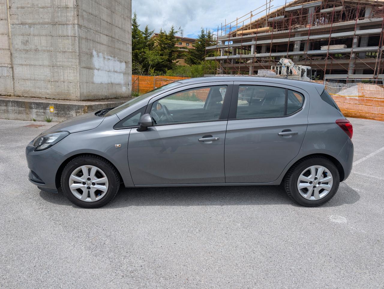 Opel Corsa 1.4 90CV GPL Tech 5 porte Cosmo