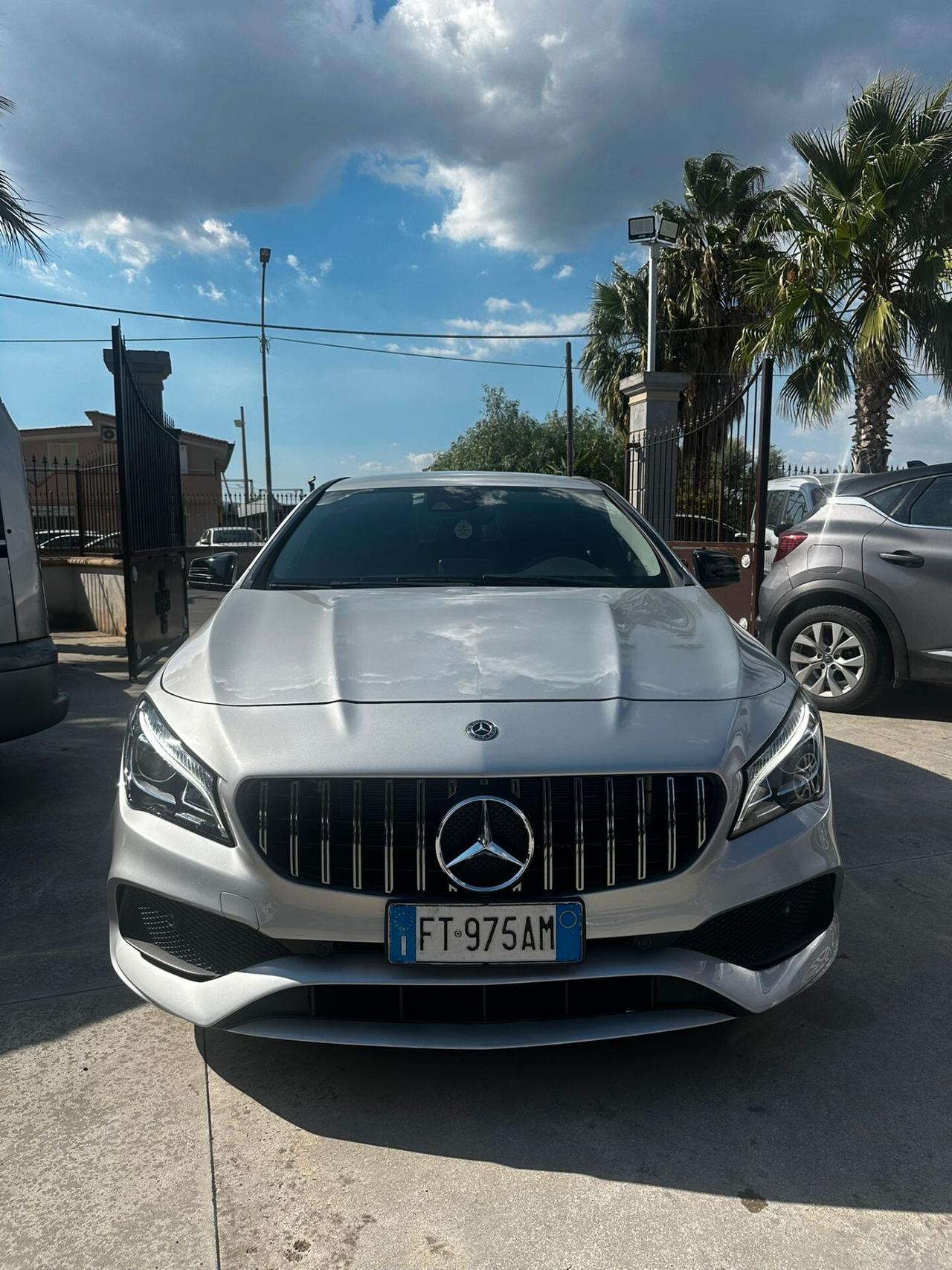 Mercedes-benz CLA 200 d 4Matic Automatic Premium
