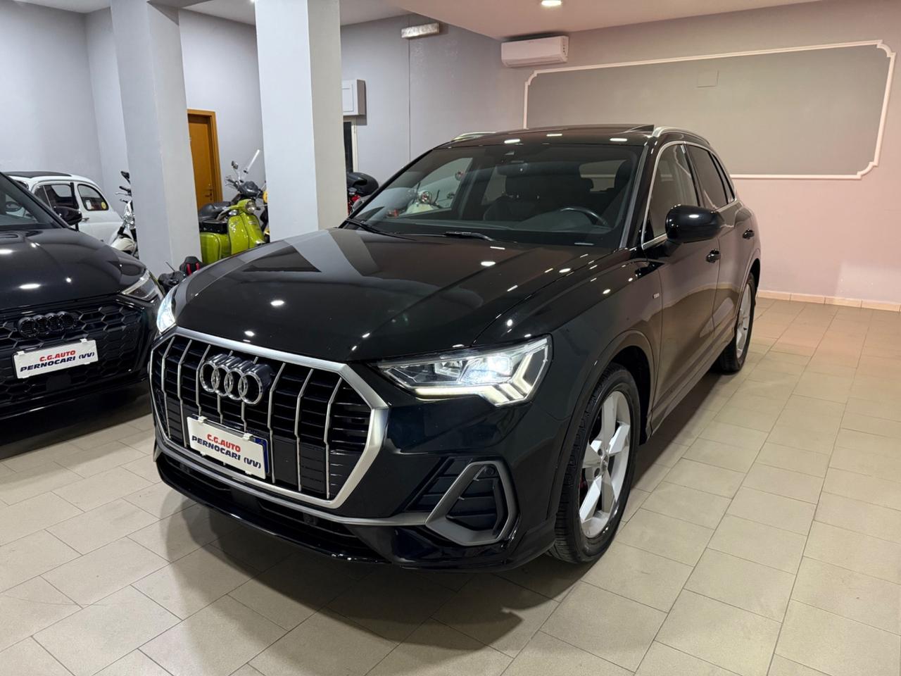 Audi Q3 2.0 TDI 150 CV S line Edition