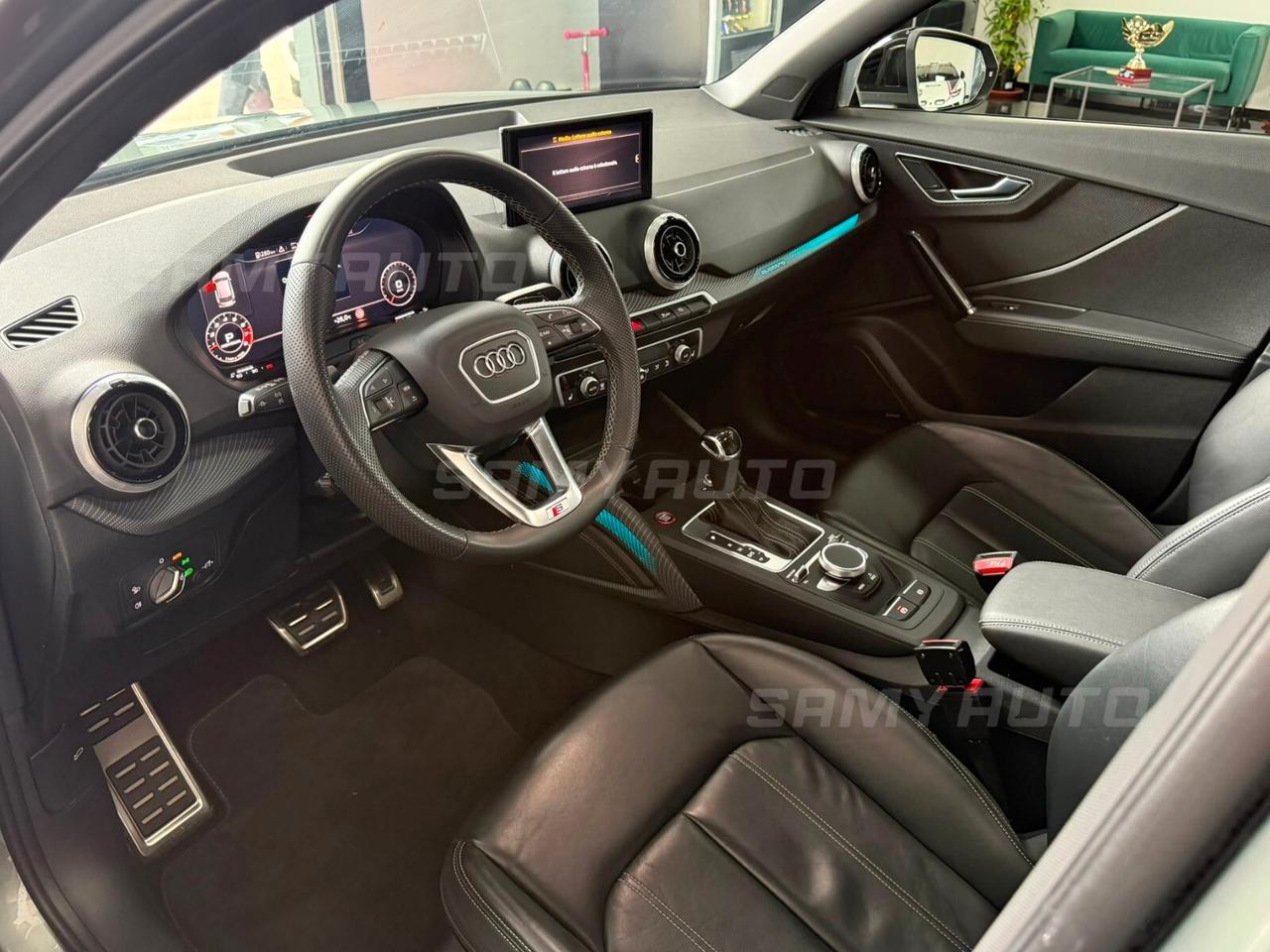 Audi Q2 SQ2 TFSI quattro S tronic sport attitude
