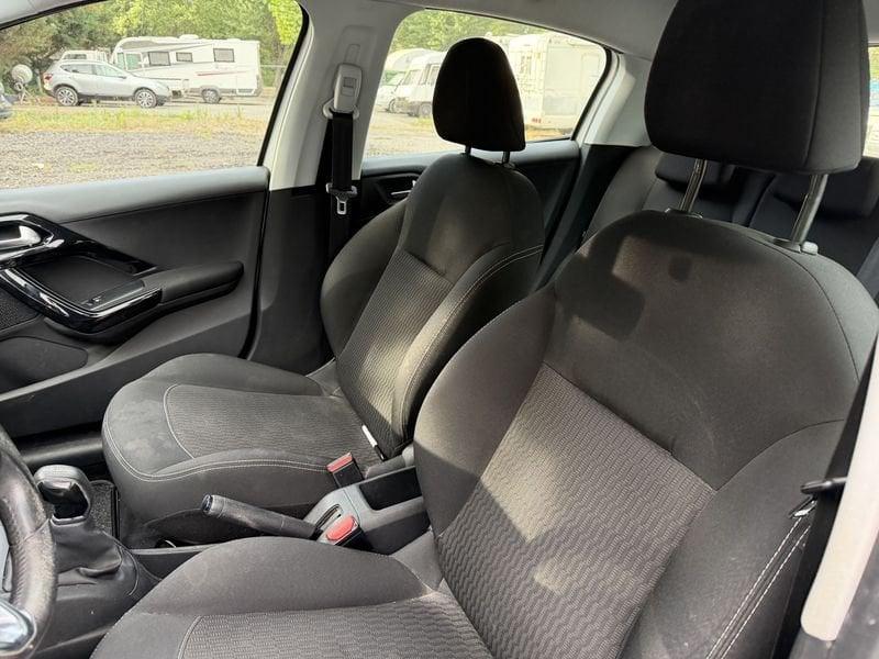 Peugeot 208 208 5p 1.2 puretech Allure s&s 82cv neopatentati