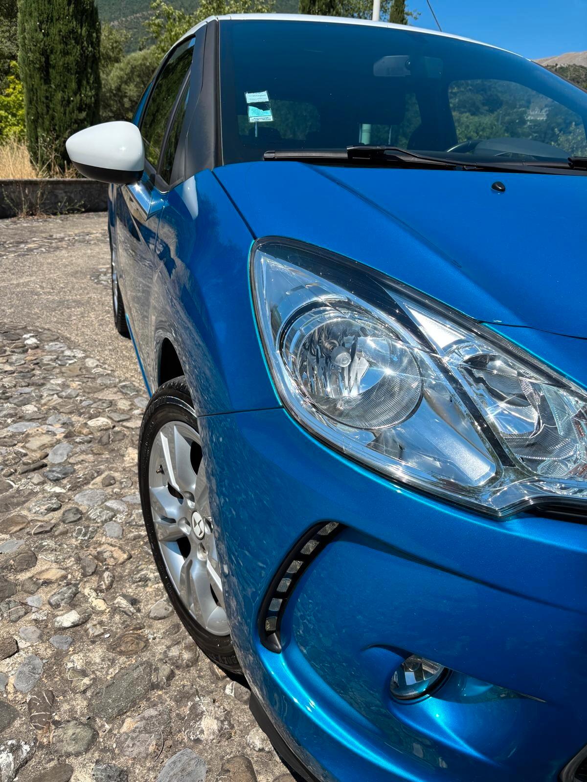 Ds DS3 3 PureTech 82 Chic-Navigatore-Retrocamera-Cerchi lega