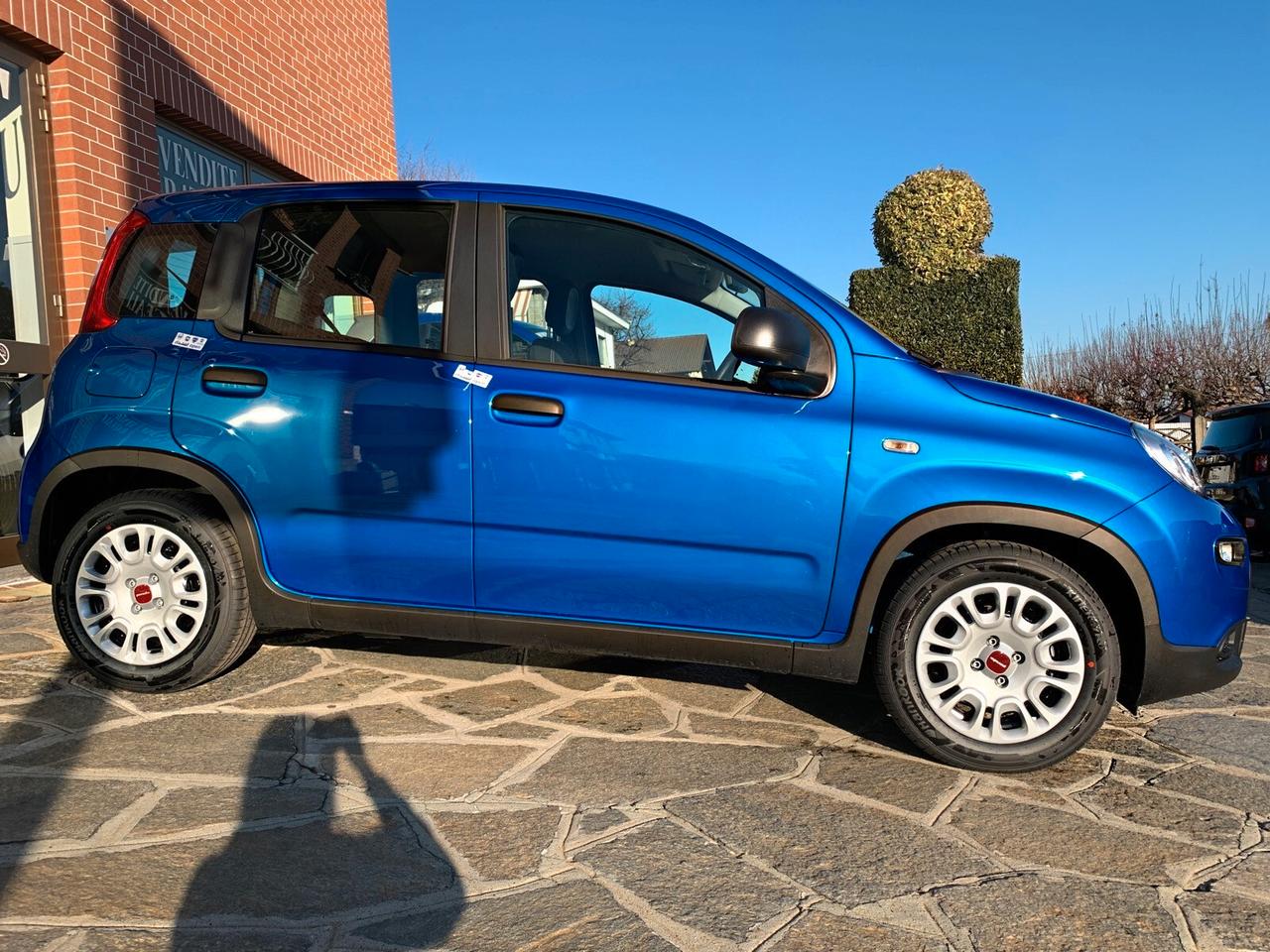 FIAT PANDA 1.0 benzina/ibrida Blu Italia KM 0