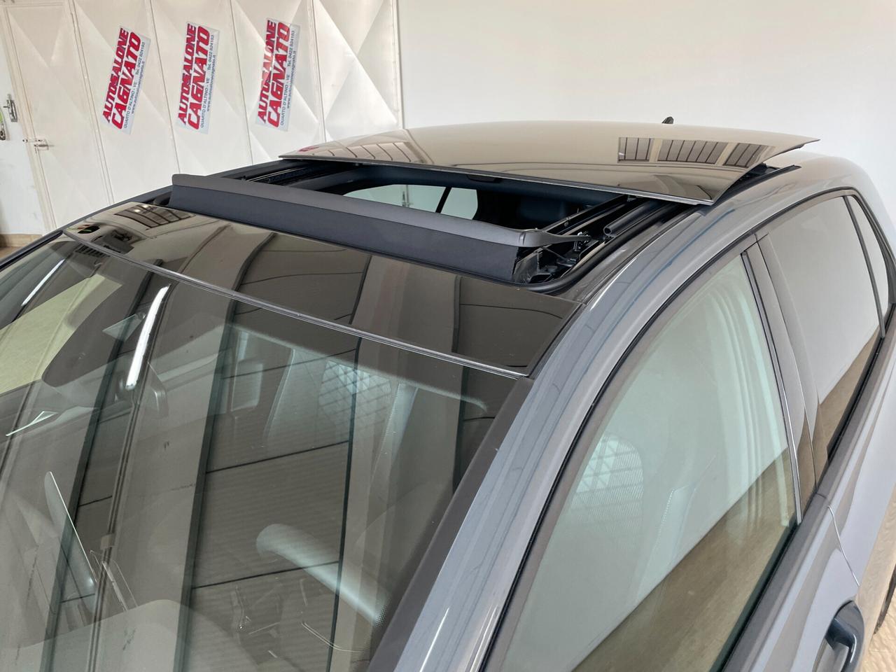 Volkswagen Golf 2.0 TDI 150 CV DSG R-Line Km0 Tetto aprib.