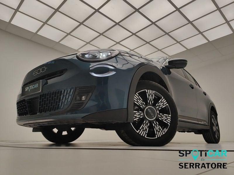 FIAT 600 IV 2023 1.2 hybrid 145cv auto