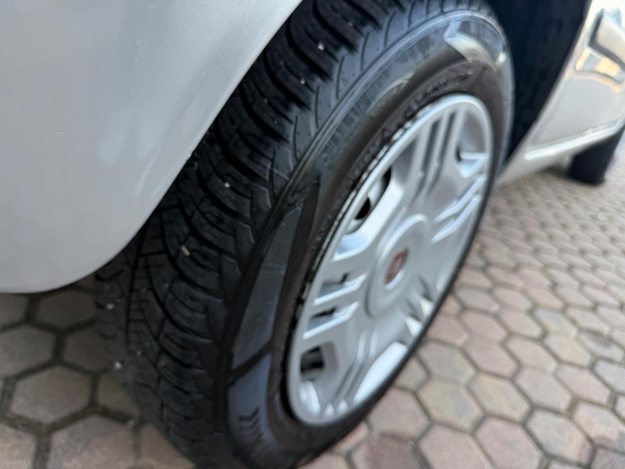 Fiat Panda 1.2 Dynamic METANO OK NEOPATENTATI