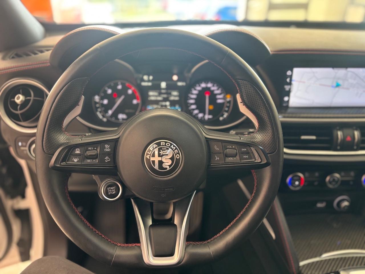 Alfa Romeo Stelvio 2.2 210 CV AT8 Q4 Estrema permute finanziamenti