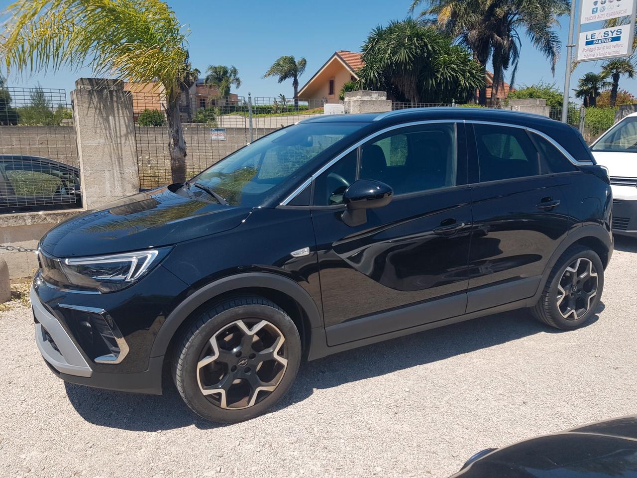 Opel Crossland 1.2 Elegance Navy Led Rcam Sensori Cerchi 17'