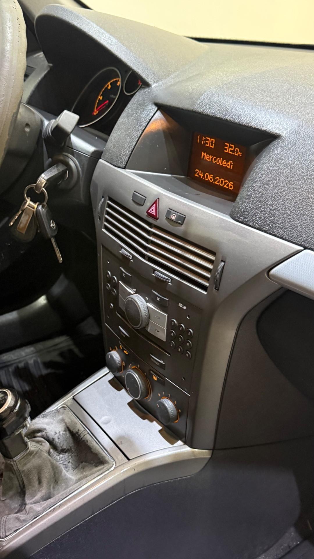 Opel Astra 1.3 CDTI 5 porte Enjoy