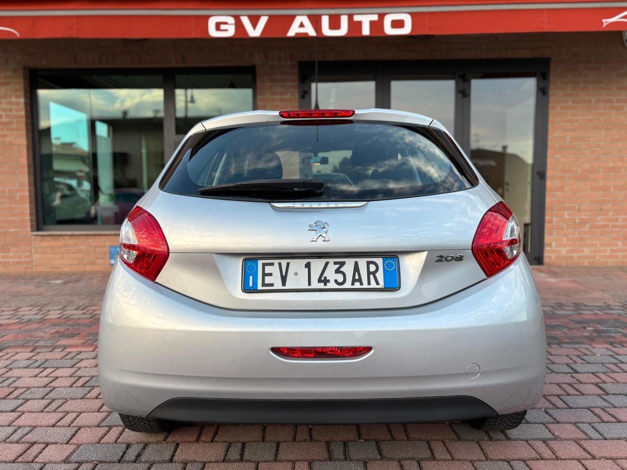Peugeot 208 1.2 5 porte