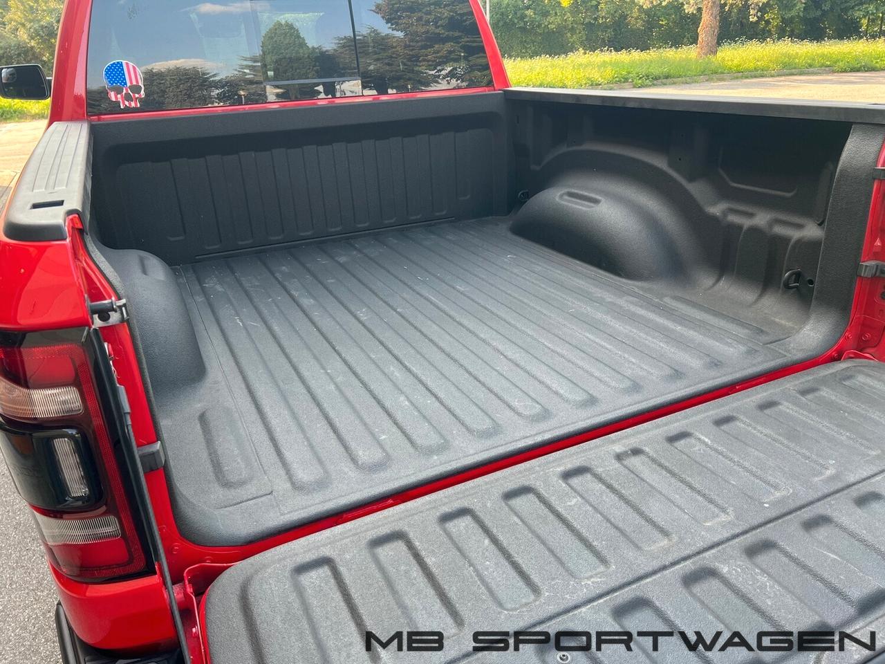 RAM REBEL 5.7 V8 - TARGA ITALIANA - PREZZO VERO!