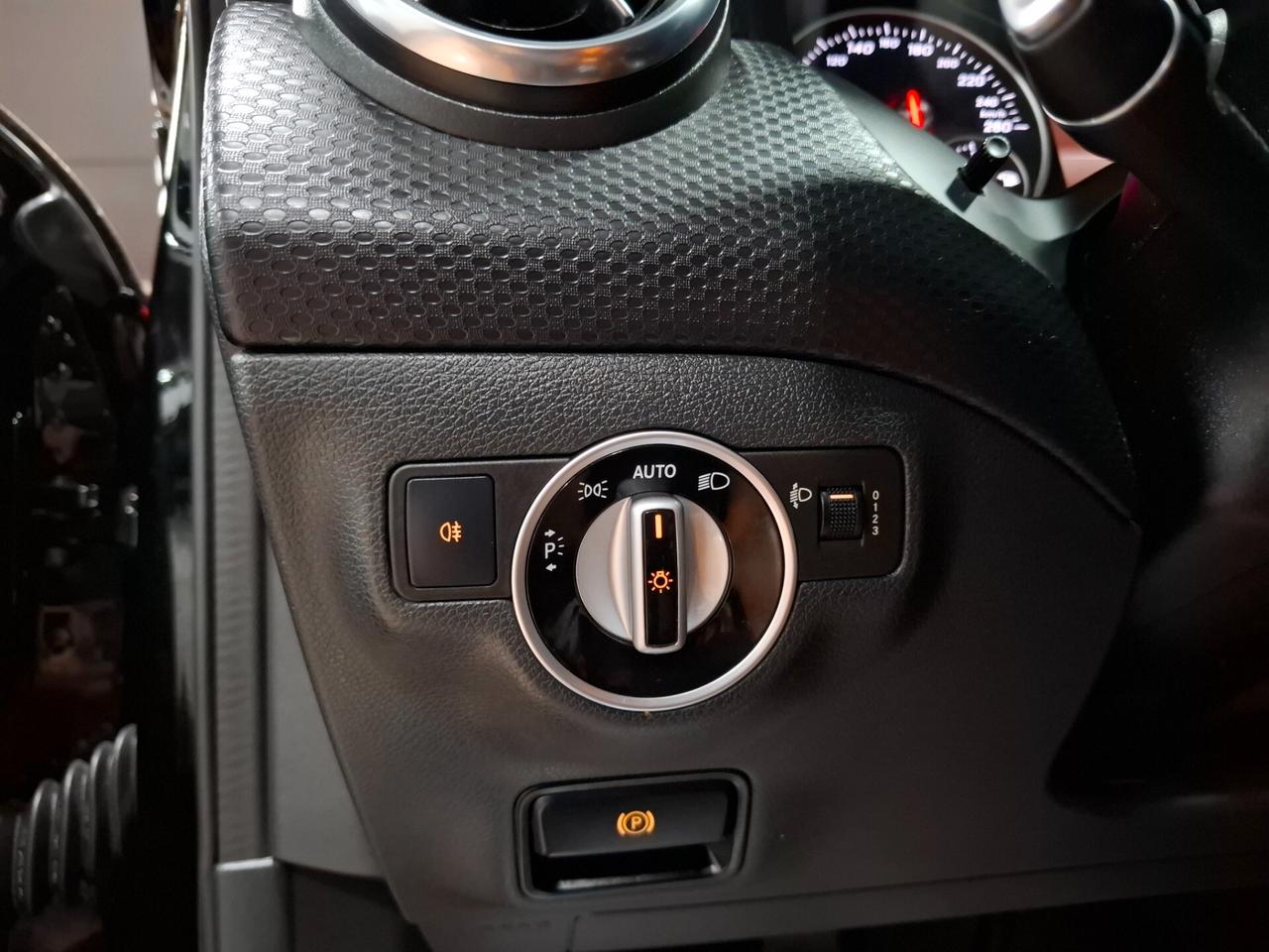 Mercedes A 160 benzina Neopatentato