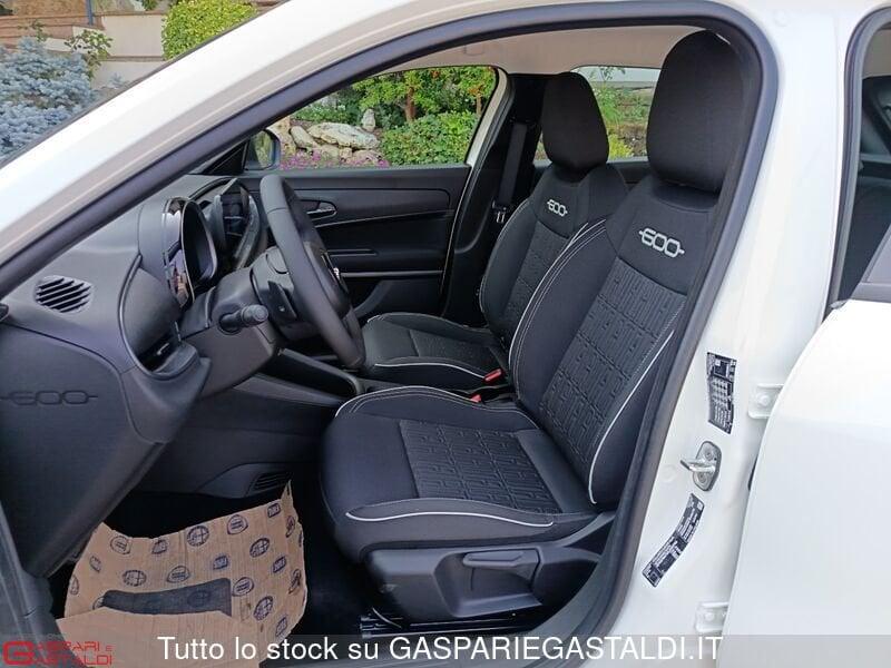 FIAT 600 Hybrid 100 CV DCT MHEV