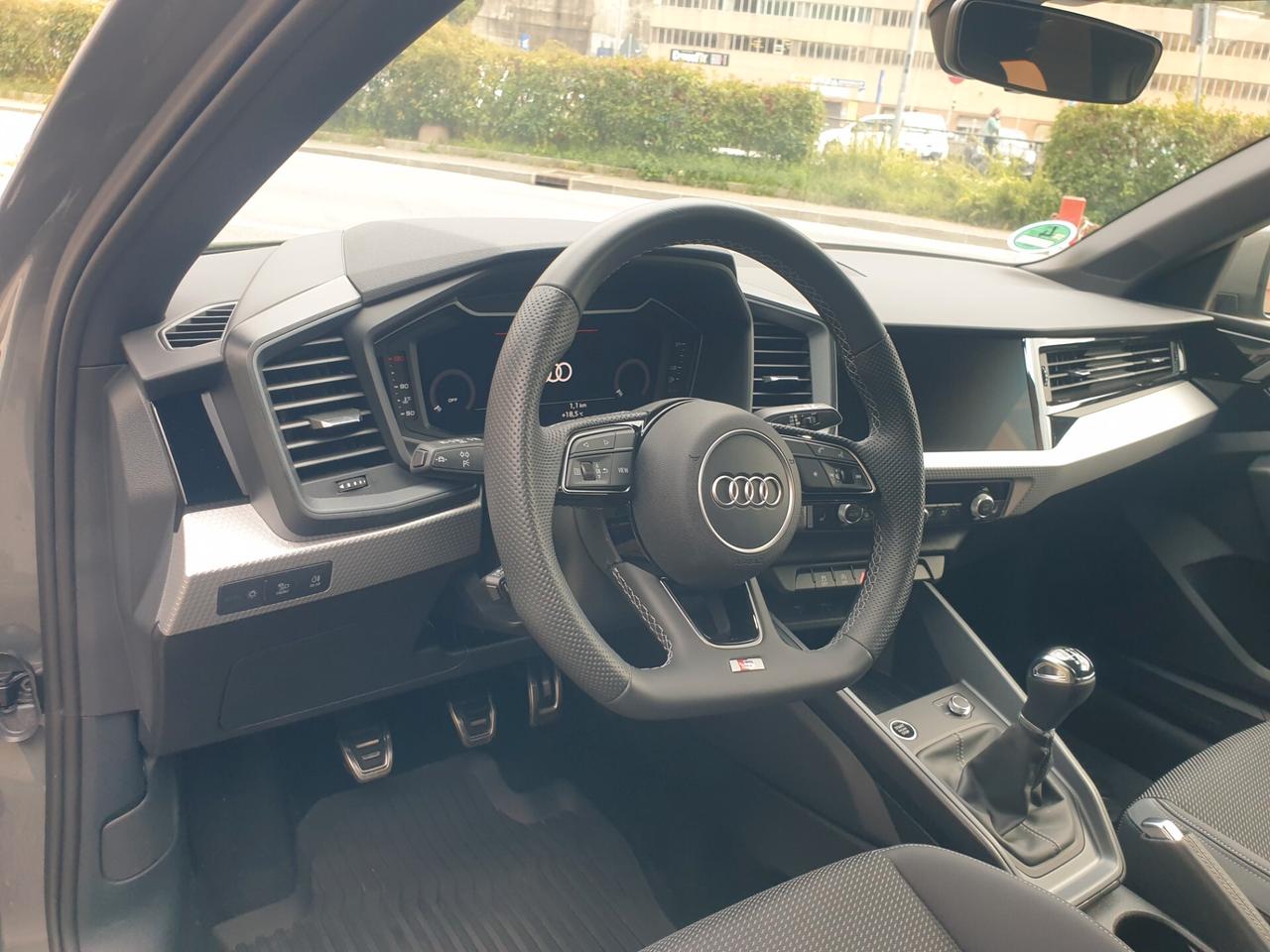 Audi A1 SPB 25TFSI S line edition