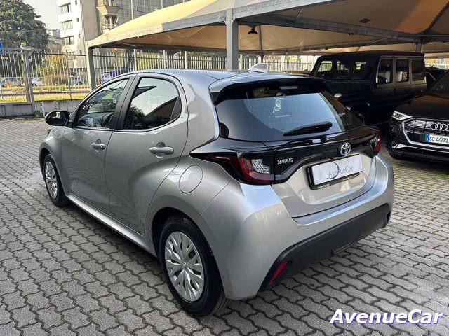 TOYOTA Yaris 1.5h Active TELECAMERA UNICO PROPRIETARIO IVA ESP