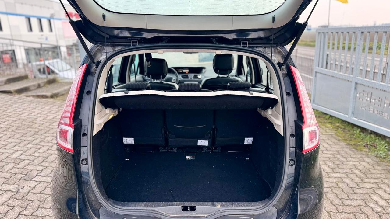 Renault Scenic X-Mod 1.5 dCi 2012 121.000KM