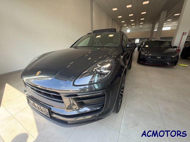 PORSCHE Macan 2.0