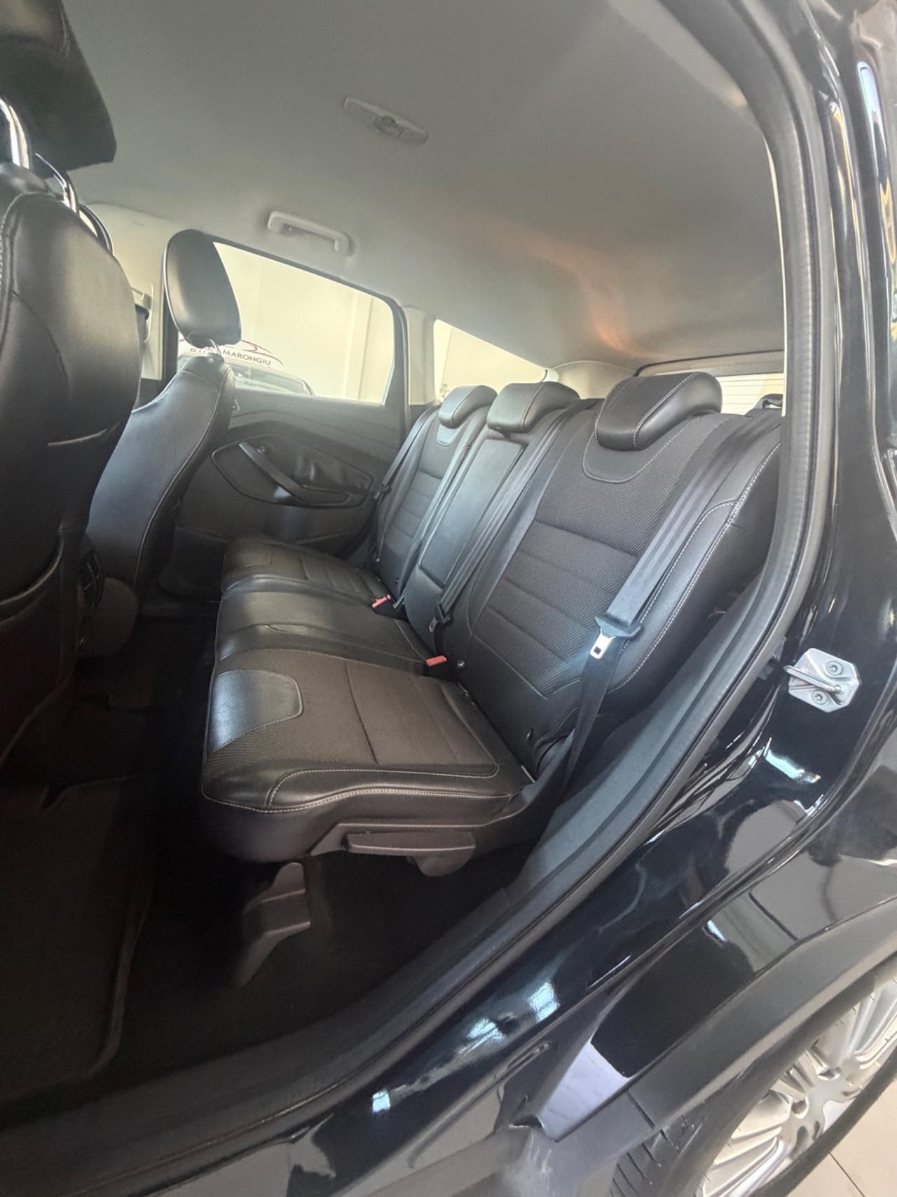 Ford Kuga 2.0 TDCI S&S 2WD Titanium FINANZIABILE