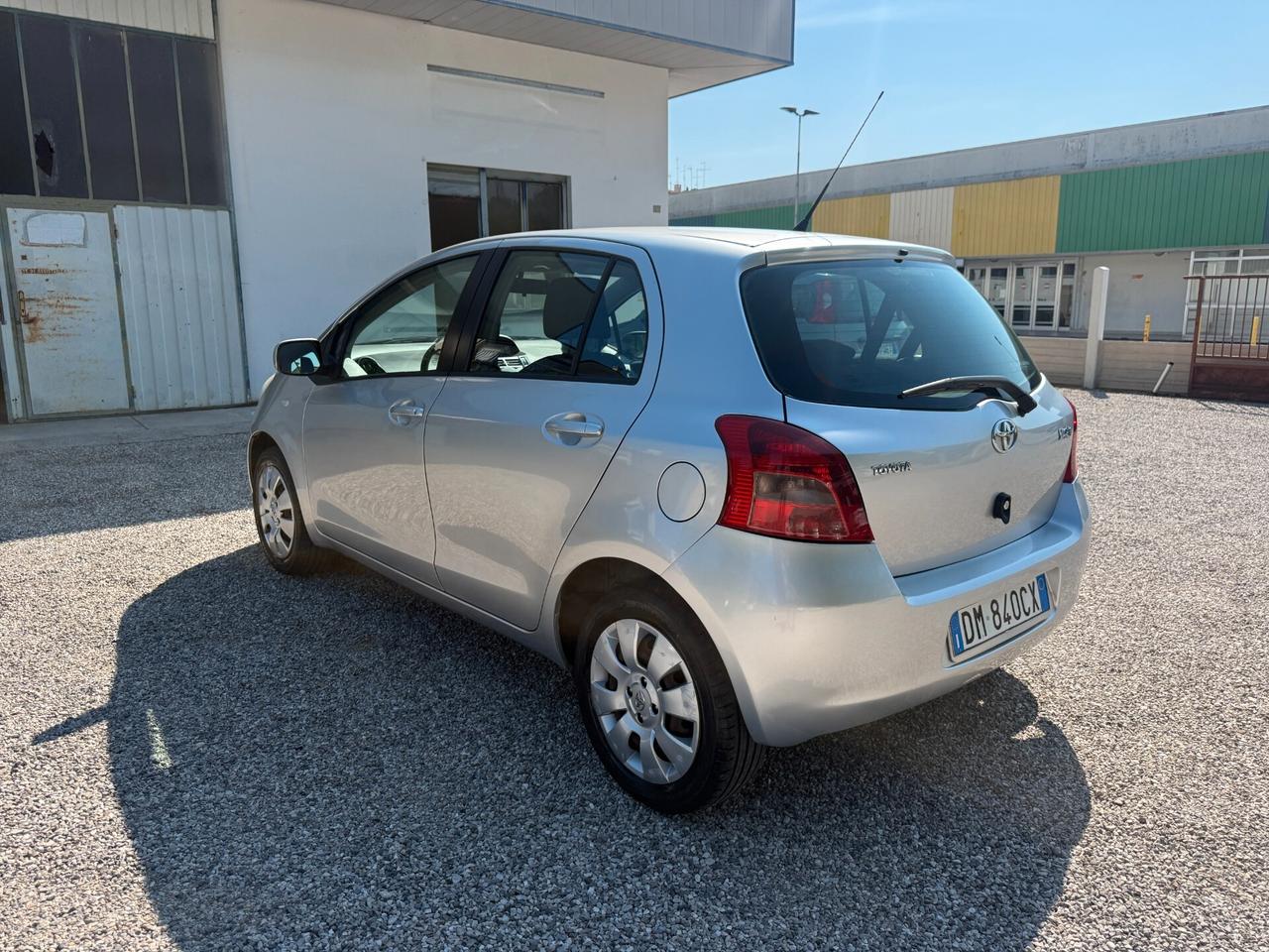 Toyota Yaris 1.0 3 porte Sol