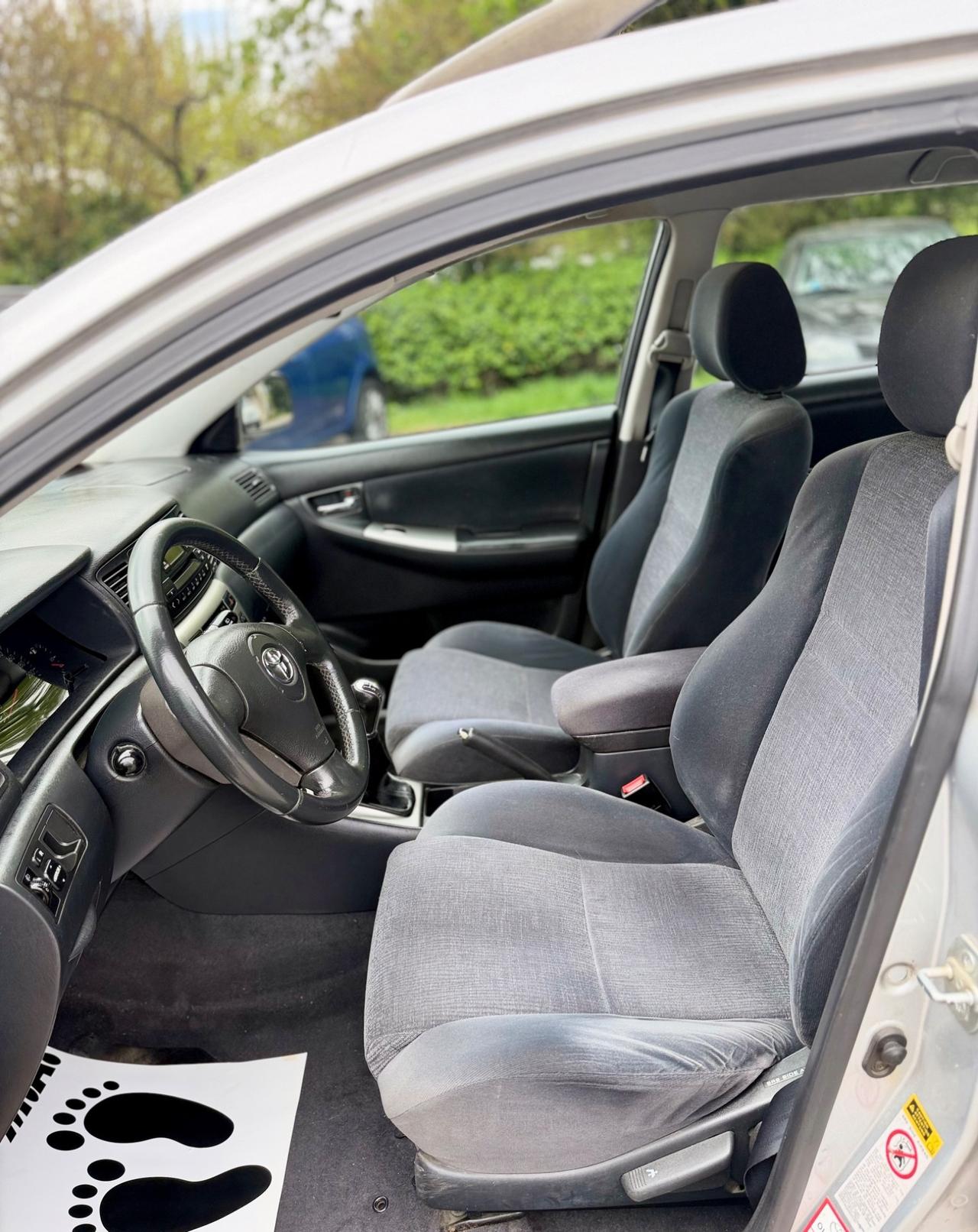 Toyota Corolla 1.6 BENZINA 16V OK NEOPATENTATI ! ! !