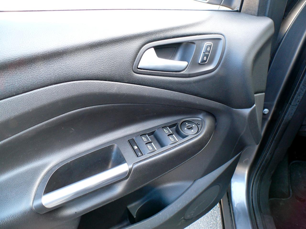 Ford Kuga Titanium (M1283)