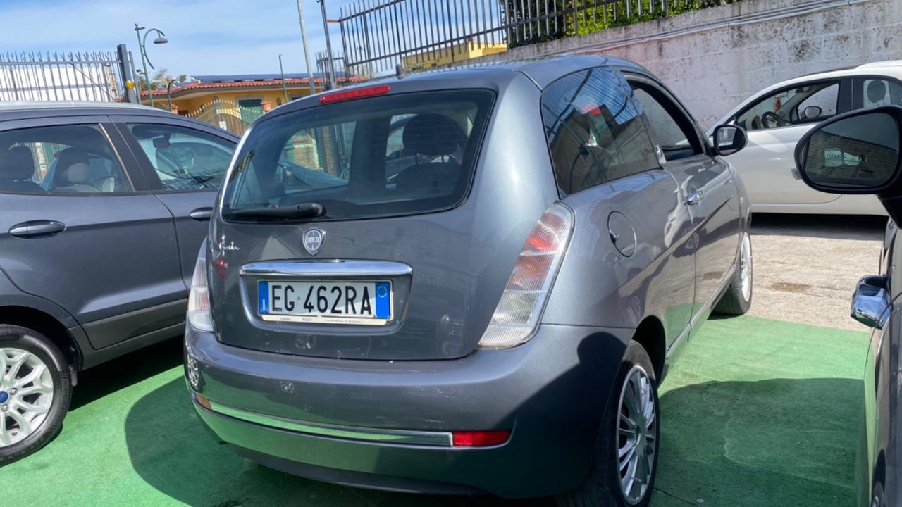 Lancia Ypsilon 1.2 69 CV Platinum B/GPL