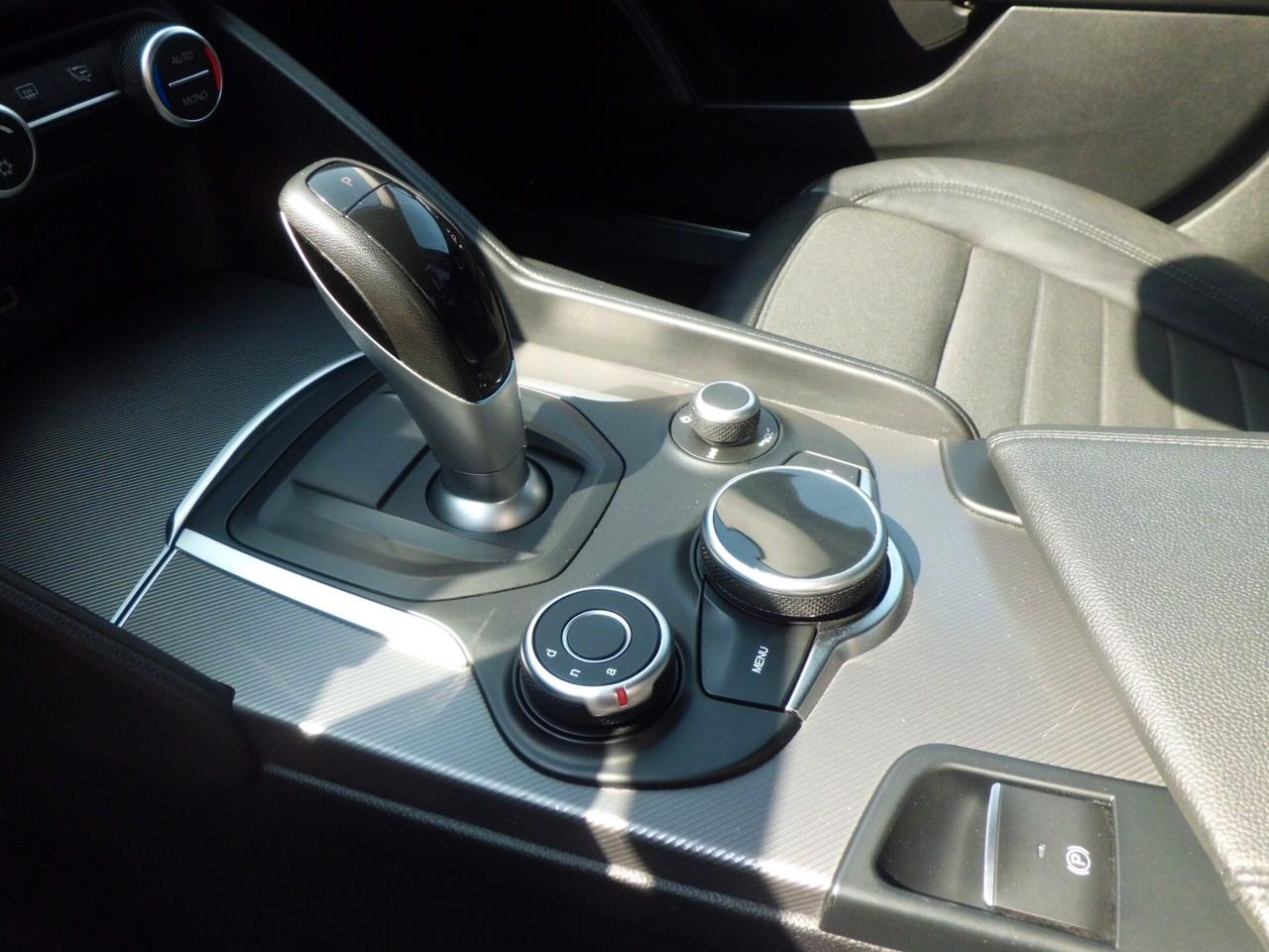 Alfa Romeo Giulia 2.2 Turbodiesel 180 CV FULL DISPONIBILE ANCHE 150 CV GEMELLA