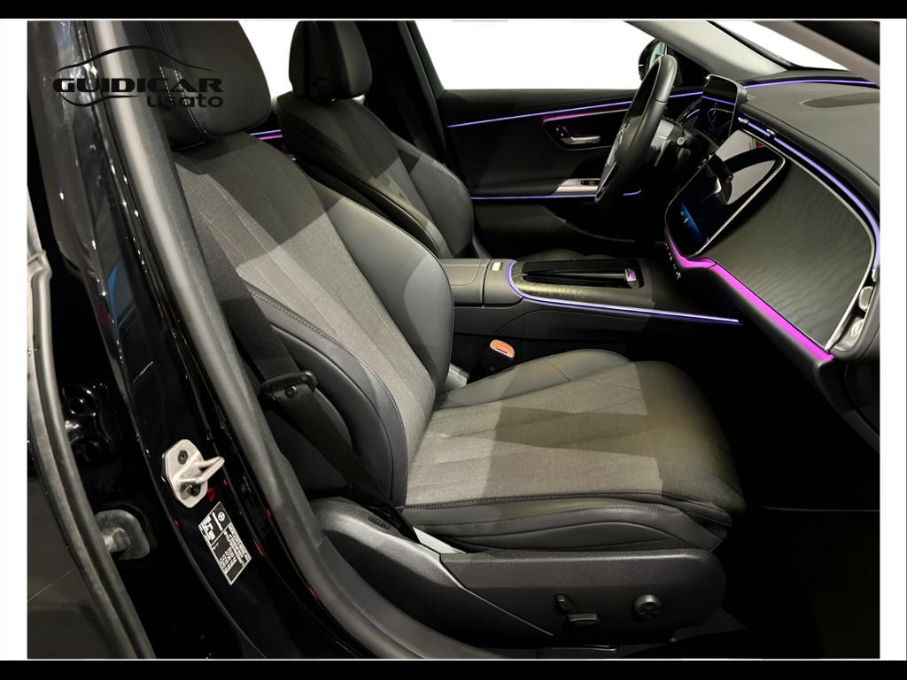 Mercedes-Benz Classe E- W214 Berlina - E 220 d Advanced auto