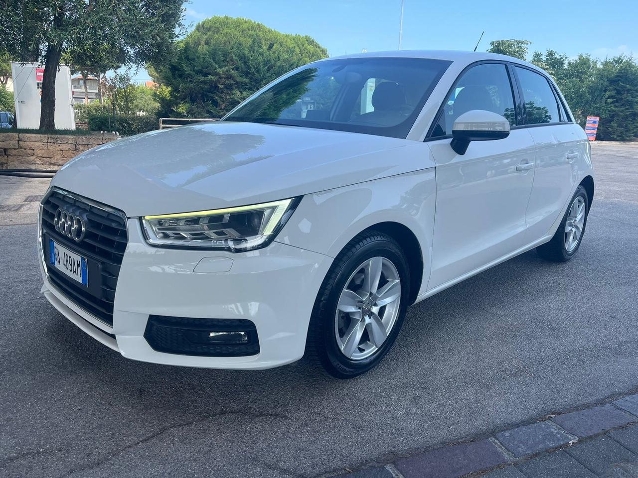 Audi A1 SPB 1.0 TFSI ultra S tronic Metal plus