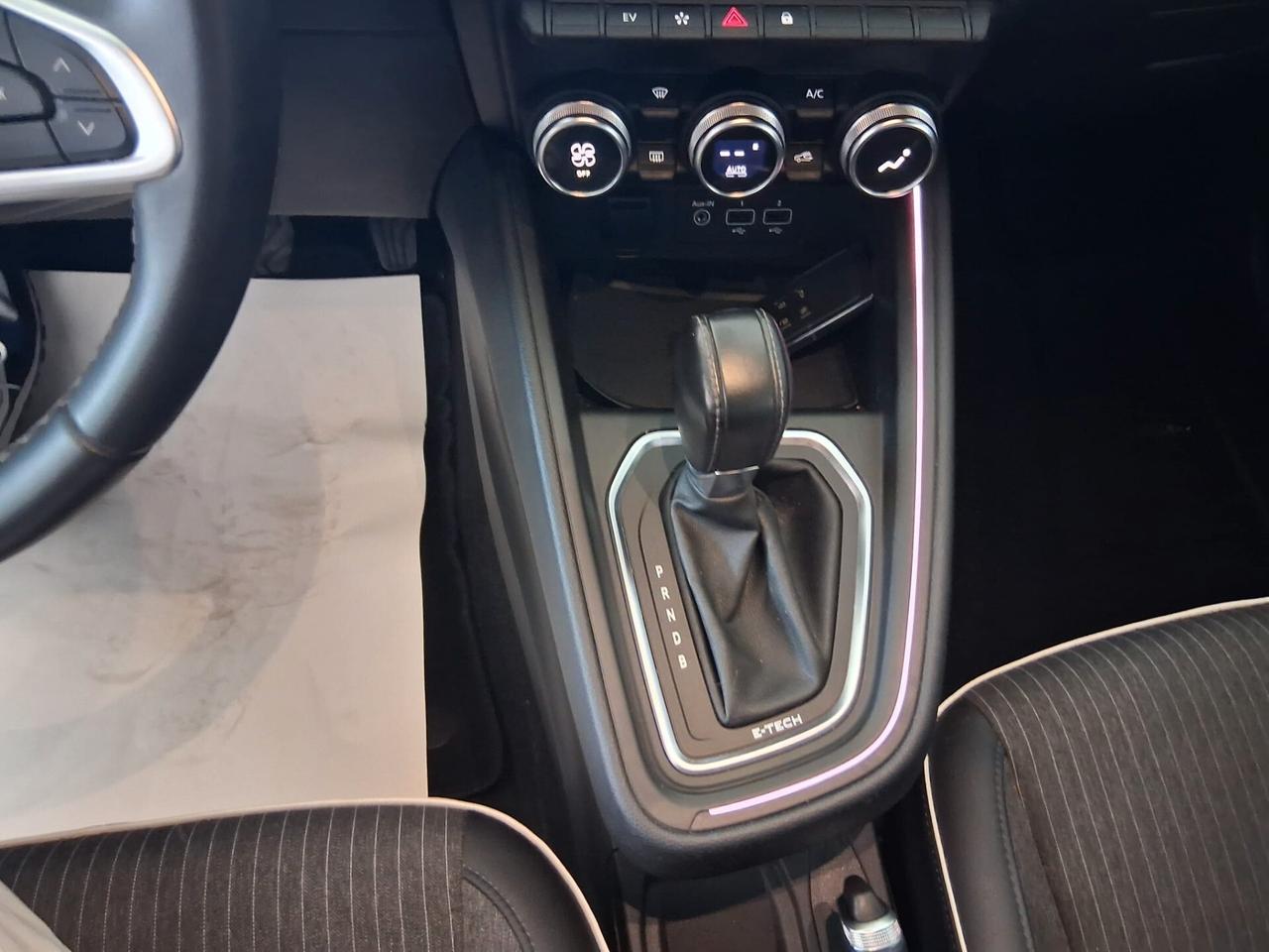 Renault Clio Full Hybrid E-Tech 145 CV 5 porte Techno