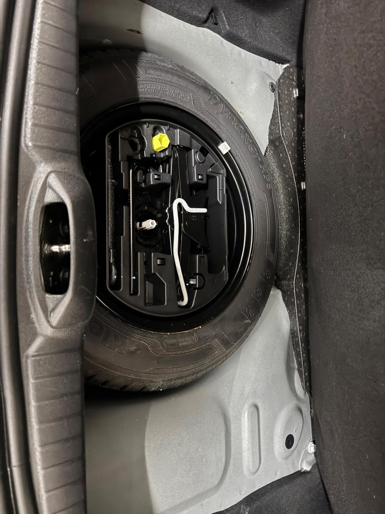 Peugeot 208 1.0 Like Neopatentati – Km Certificati – Garanzia 12 Mesi
