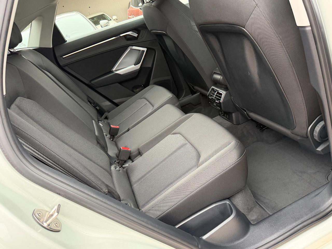 Audi Q3 SB 35 2.0 TDI 150 cv. S Tronic LINE EDITION