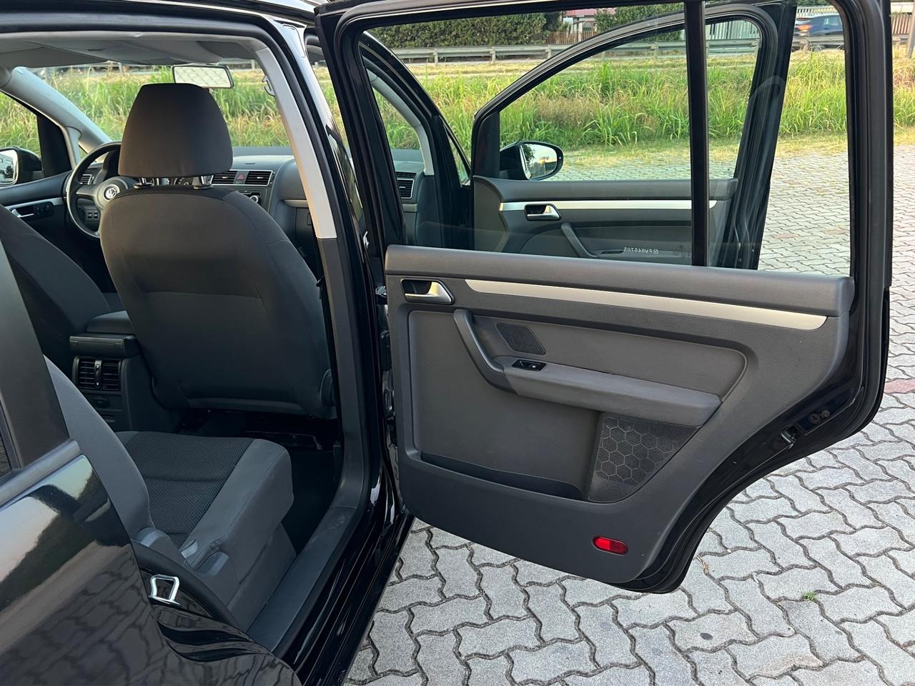Volkswagen Touran 1.4 TSI Highline EcoFuel