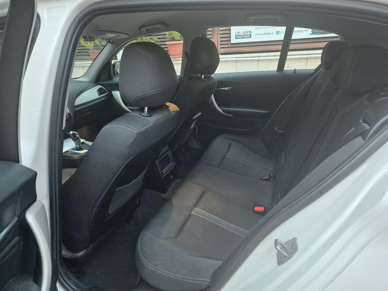 Bmw 116d 5p. Urban AUTO