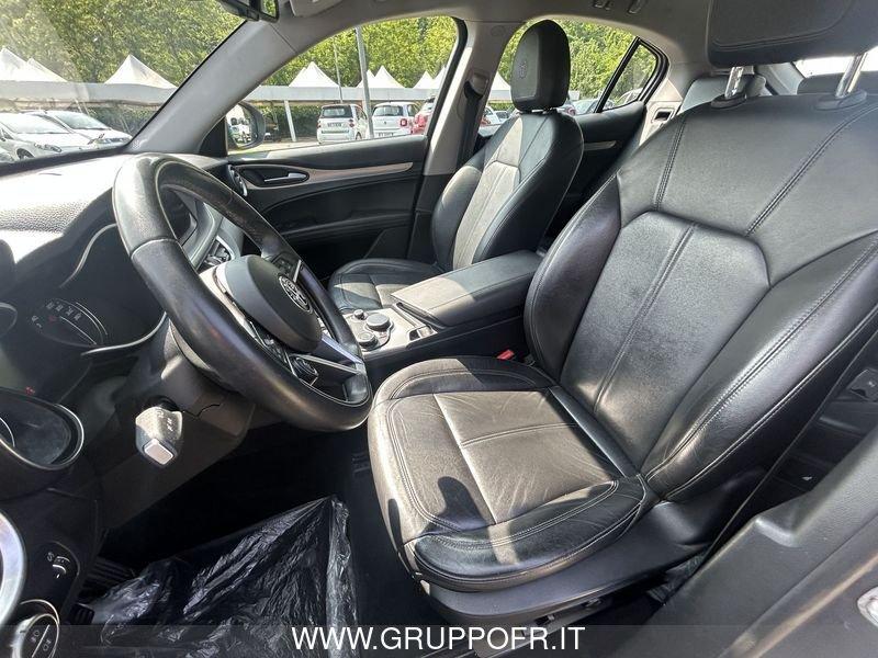 Alfa Romeo Stelvio 2.2 Turbodiesel 210 CV AT8 Q4 Business