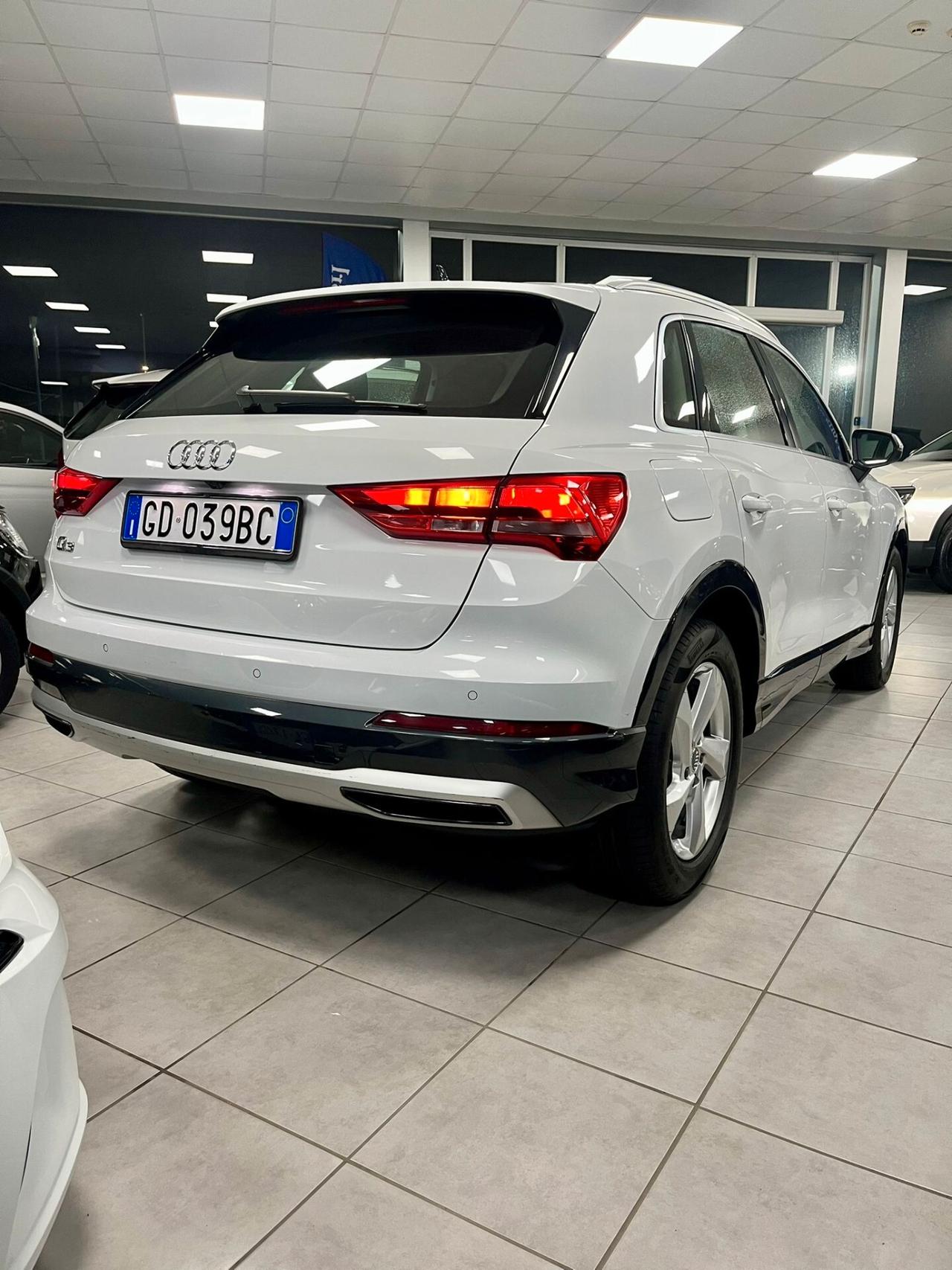 Audi Q3 35 TDI S tronic Business Advanced