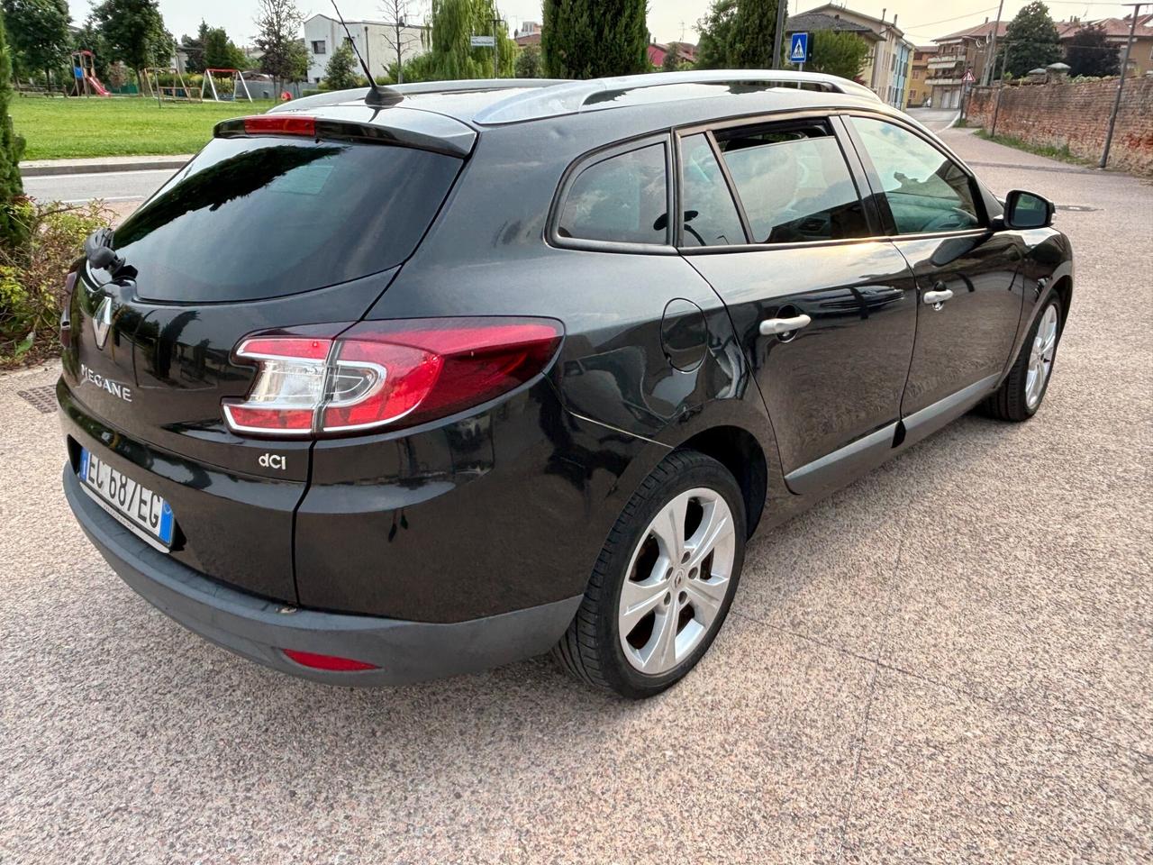 Renault Megane Mégane 1.5 dCi 110CV SporTour Confort