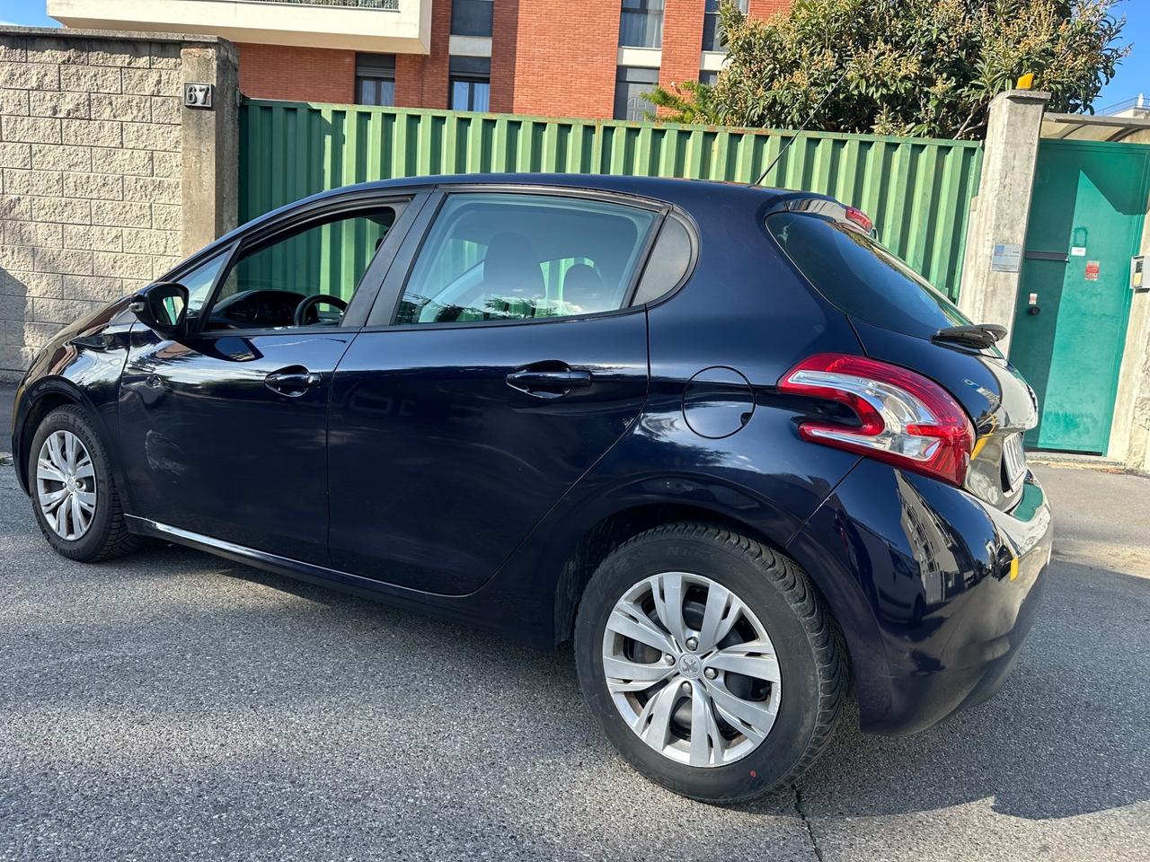 Peugeot 208 1.4 VTi 95 CV 5p. GPL - ok neopatentati